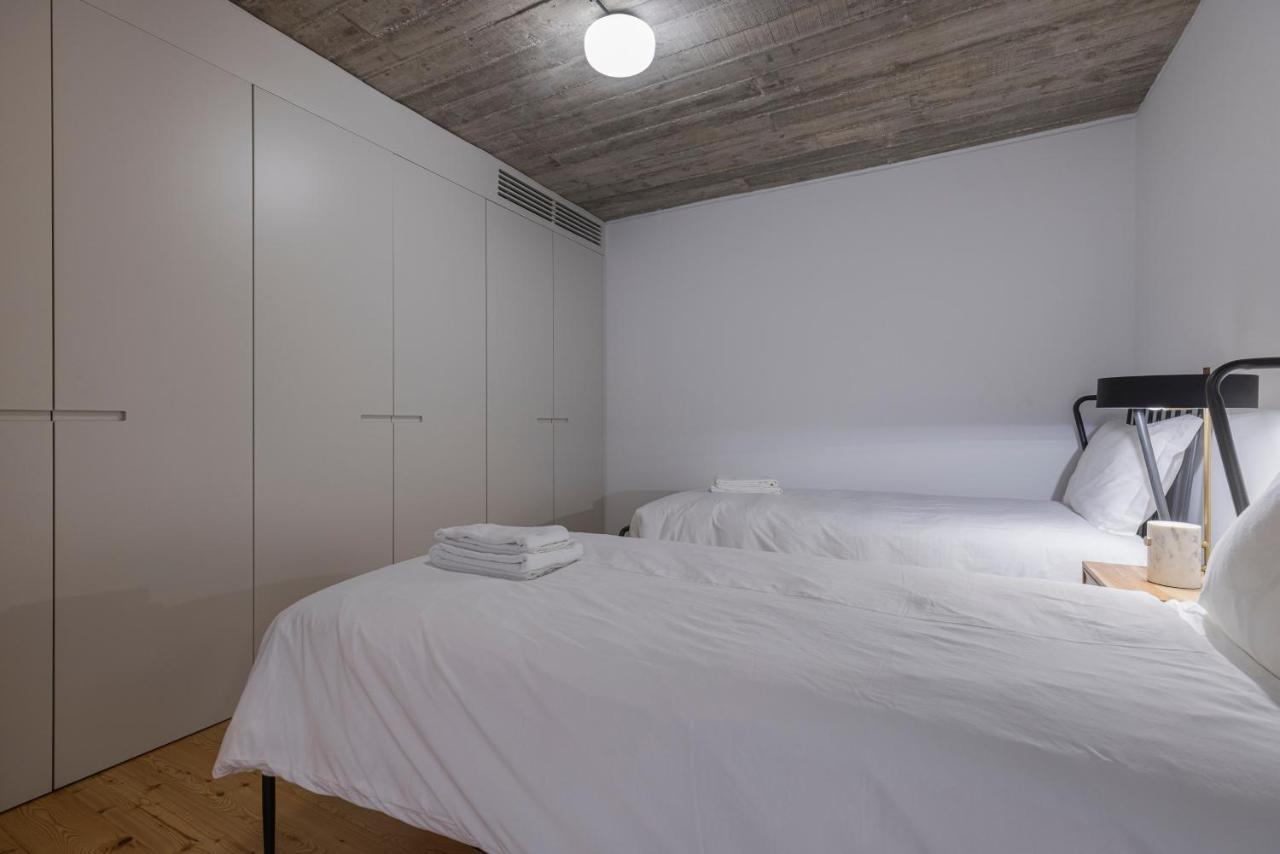 Glamorous 3Bdr Apartment In City Center By Lovelystay Lissabon Exterior foto