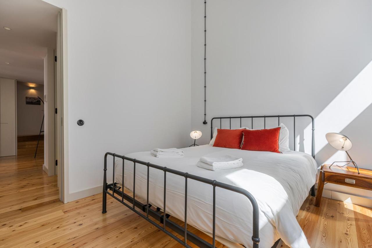 Glamorous 3Bdr Apartment In City Center By Lovelystay Lissabon Exterior foto